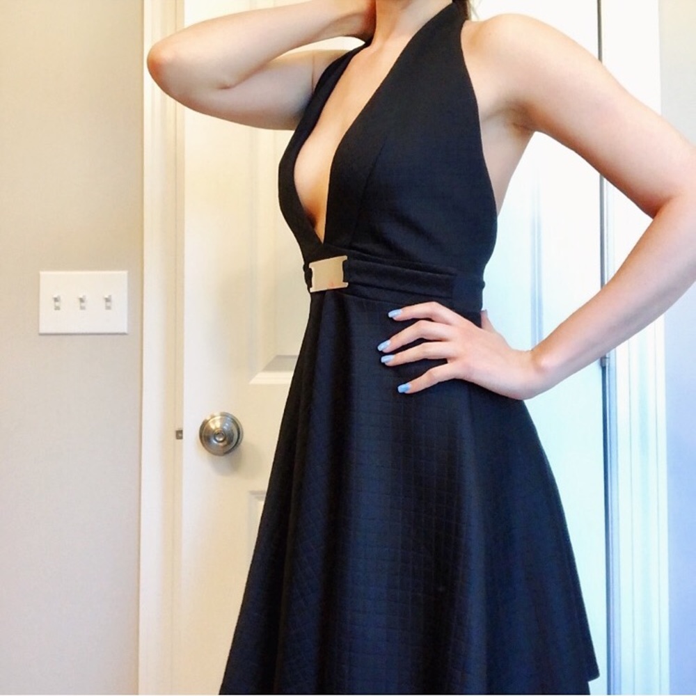 ⭐️ HOST PICK ⭐️ NWT Black Halter Backless Dress - Picture 1 of 6